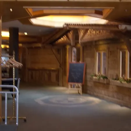 Hotell Alpine Classic 3*