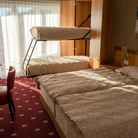 アルパイン クラシック 3*