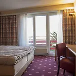 Alpine Classic Hotel